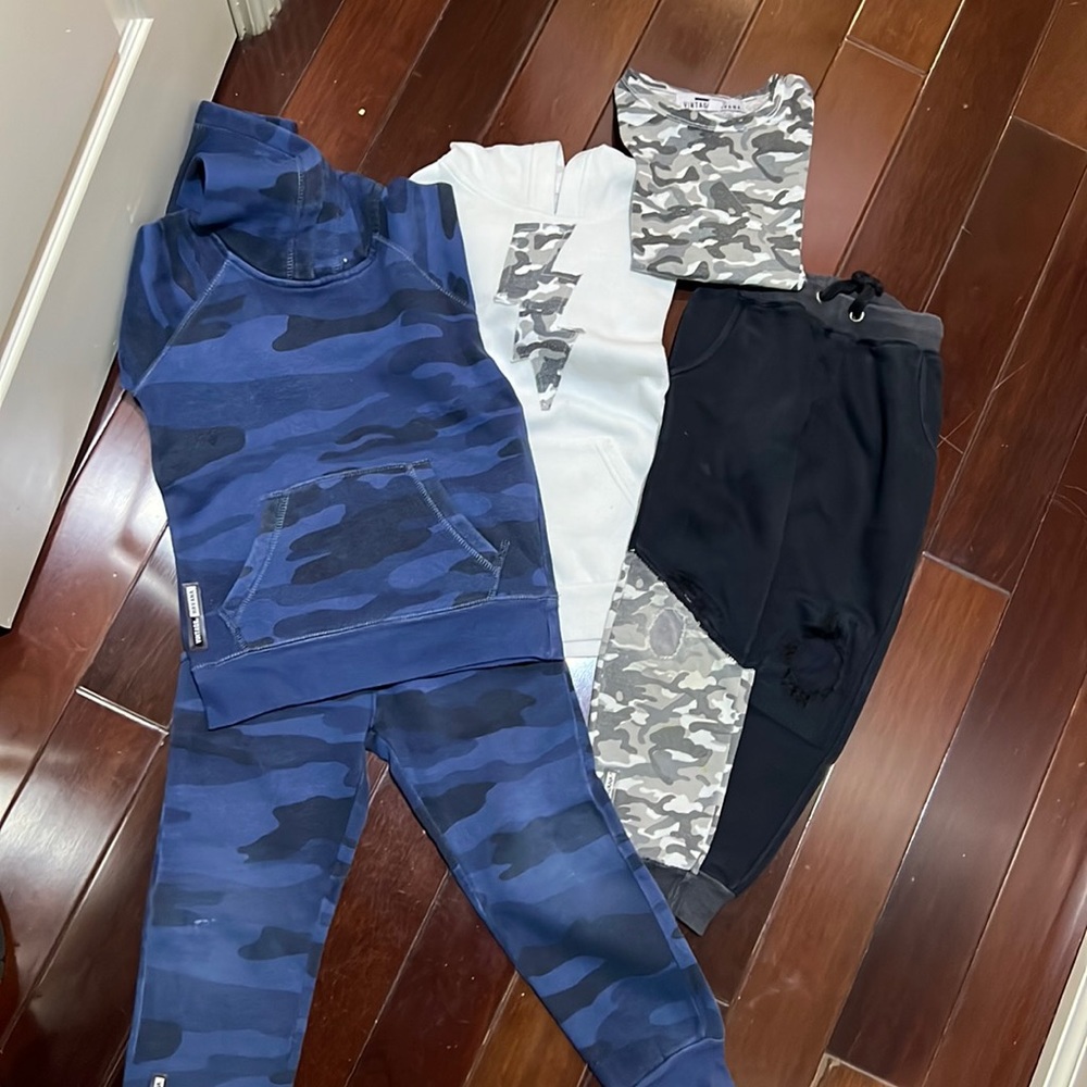 Vintage Havana boys sweat suit sets size 5-6